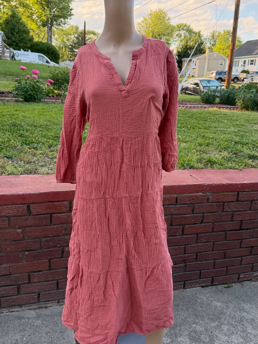 Women's Textured Tiered Midi Dress - Dusty Rose size L